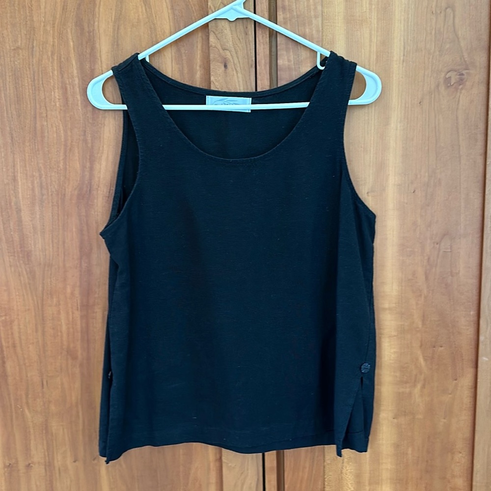 Willow tank top black linen Size M
